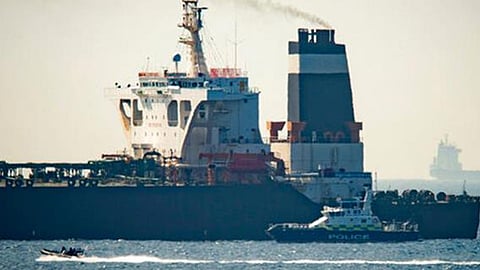 ناقلتي نفط إيراني