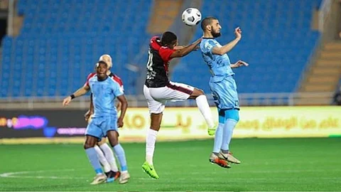 مباراة الباطن والرائد