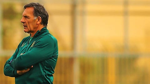 روسو لم يفلح في إعادة النصر لأجواء المنافسة