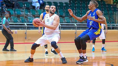 النصر والهلال.. من يحسم لقب الدوري؟