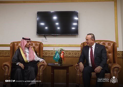 جانب من لقاء وزير الخارجية الأمير فيصل بن فرحان، نظيره التركي مولود جاويش أوغلو