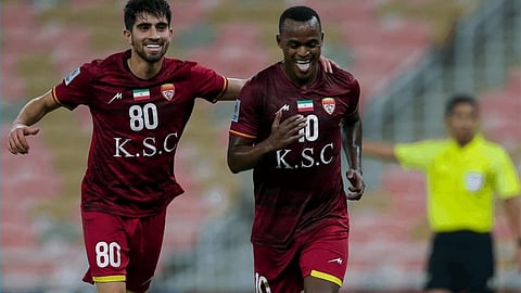 فولاد يفلت من كمين آهال