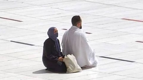 الصورة الأكثر تداولا في المسجد الحرام