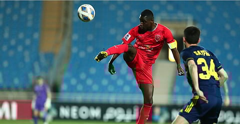 المعز علي مهاجم الدحيل القطري