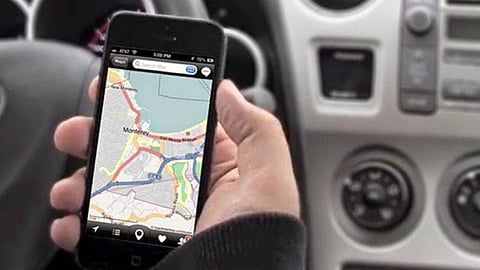 عامل أجنبي يتخفى بحساب مواطن سعودي من أجل العمل في تطبيقات التوصيل