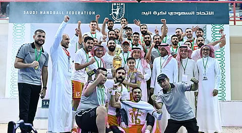 يد مضر تحصد الدوري الممتاز