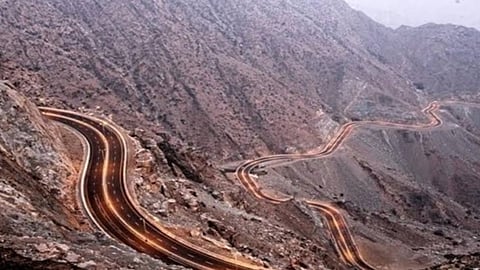 أمن الطرق: إغلاق طريق العلا – المدينة مؤقتًا في الاتجاهين