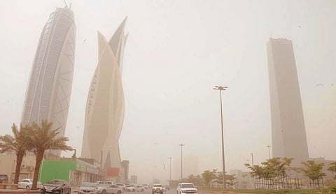 أتربة مثارة على الرياض