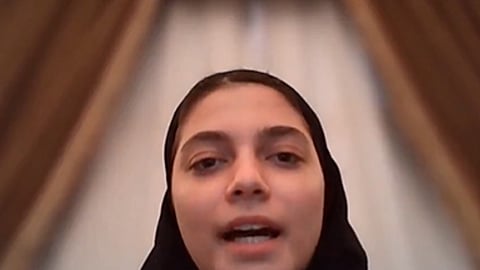 الطالبة جنى الريفي الفائزة بذهبية معرض «آيتكس 2022»