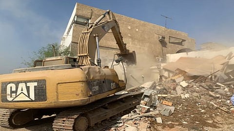 إزالة الأحياء العشوائية