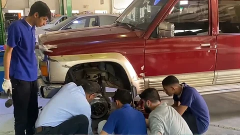 مبادرة صلّح سيارتك ببلاش بالمعهد الصناعي في رفحاء