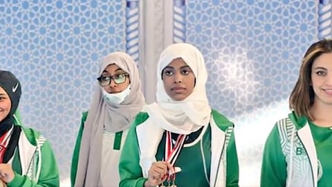 سعوديات يقبلن على رياضة رفع الأثقال