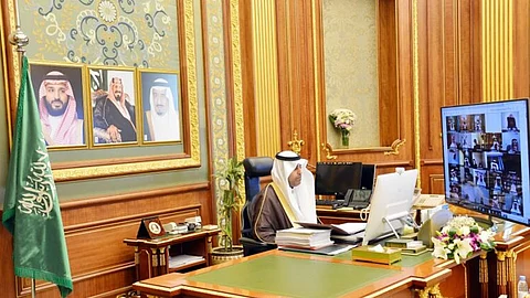 «الشورى» يطالب بمنح شهادات الاعتماد لقطاع الأمن السيبراني لحماية البيانات