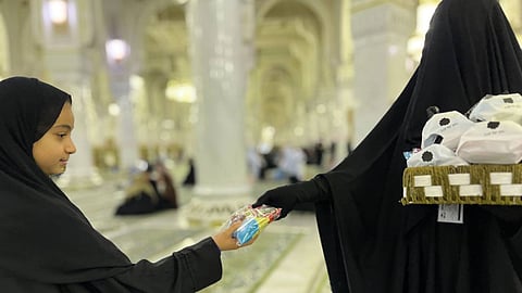 وكالة الشؤون العلمية والفكرية والتوجيهية النسائية تفعل مبادرة فرحة عيد