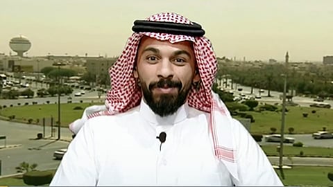 نجار كشف مفاجأة عن دخله