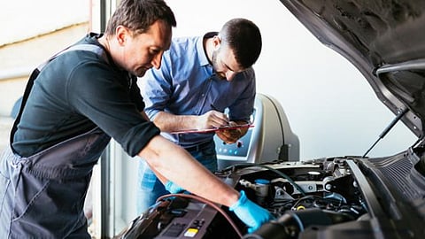 صيانة السيارات