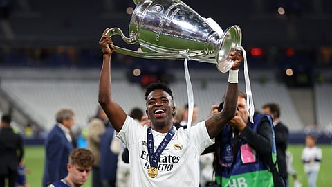 فينسيوس: أنا مستمر مع الفريق الأفضل في العالم