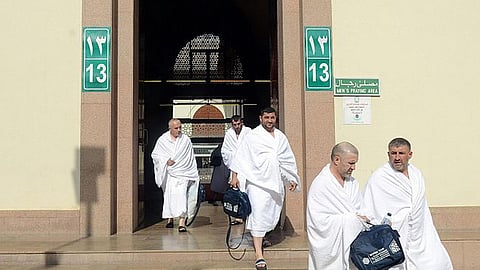 بالصور.. تفويج أكثر من 16 ألف حاج إلى المشاعر المقدّسة عبر ميقات «ذي الحليفة» بالمدينة