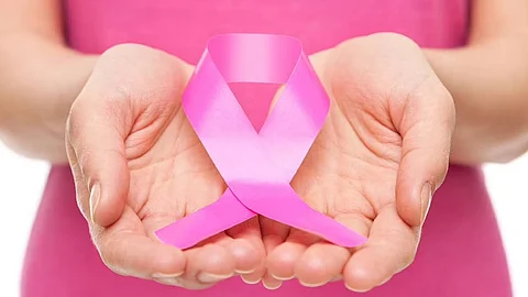 عادات يومية تسبب الإصابة بسرطان الثدي.. احذريها