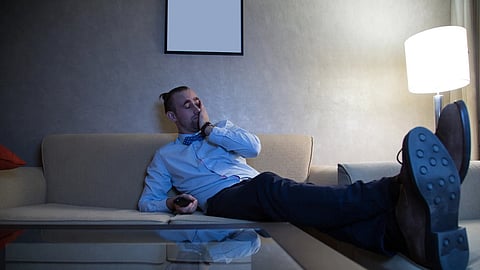 النوم على ضوء التلفزيون