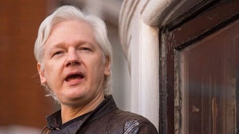 مؤسس ويكيليكس ـ جوليان أسانج
