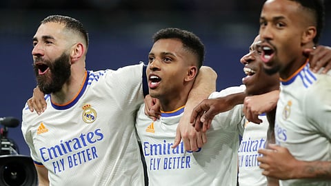 ريال مدريد يحصن مدافعه بمليار يورو