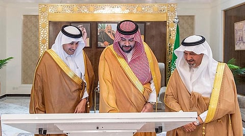 تدشين مشروعاً تنموياً للطرق بالحدود الشمالية