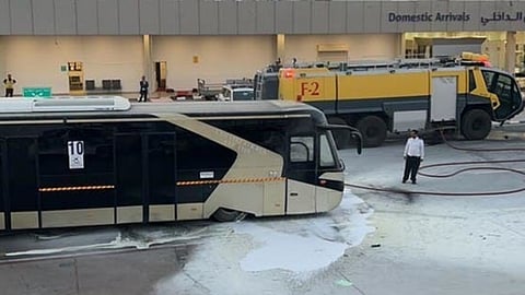 احتراق حافلة بمطار حائل