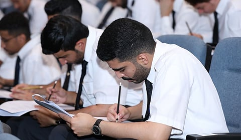 أكبر حملة توظيف لوظيفة مساعد طيار