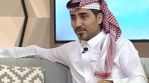 الدكتور عبدالإله القحطاني، الاستشاري والأستاذ المساعد في الأمراض الجلدية