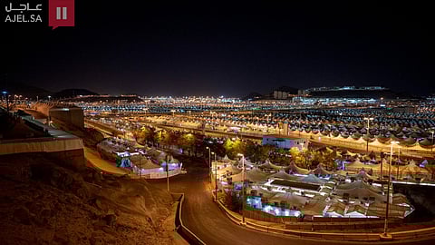 طمأنينة ودعاء.. بدء تفويج حجاج بيت الله من مشعر منى إلى عرفات