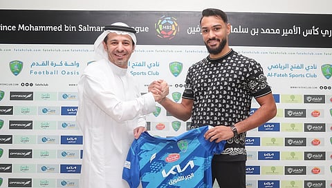 رسميًا.. الفتح يتعاقد مع حسن آل سليس حتى 2026