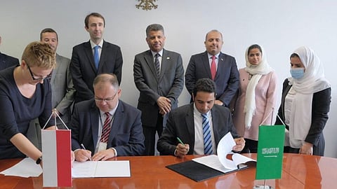 توقيع مذكرة تفاهم في مجال النقل الجوي