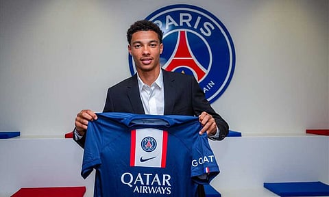 إيكتيكي إلى باريس سان جيرمان