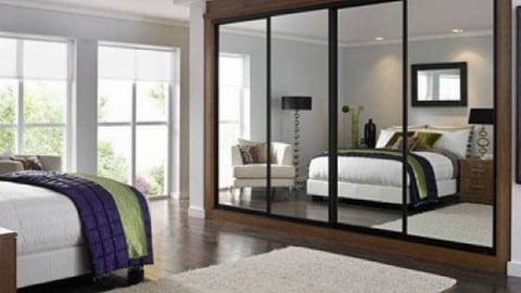 المرايا في غرف النوم