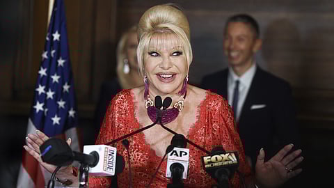 ترامب يعلن وفاة زوجته الأولى إيفانا