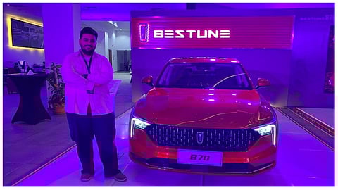 سيارة B70