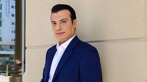 ماهو مرض إيهاب توفيق