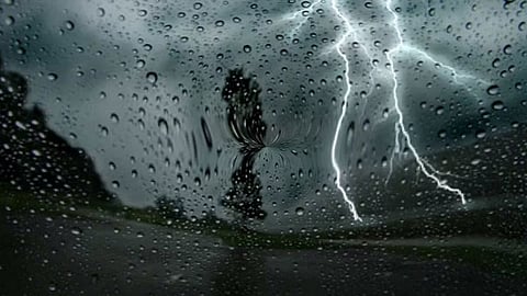 أمطار رعدية