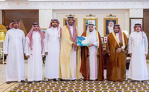 أمير القصيم يتسلّم التقرير السنوي لفرع وزارة الرياضة بالمنطقة