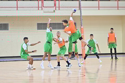 إعلان قائمة أخضر الناشئين لكرة اليد المشاركة في بطولة آسيا