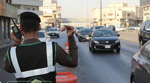 المرور يحذّر من تجاوز حافلات النقل المدرسي