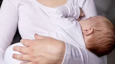 الرضاعة الطبيعية