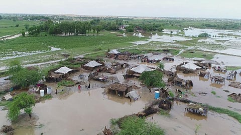 آثار دمار فيضانات باكستان