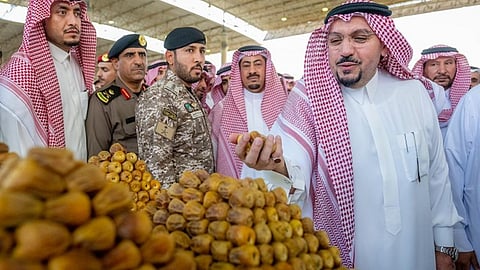 أمير القصيم يوجه بإطلاق مسمى «كرنفال التمور» ببريدة اعتبارًا من العام القادم