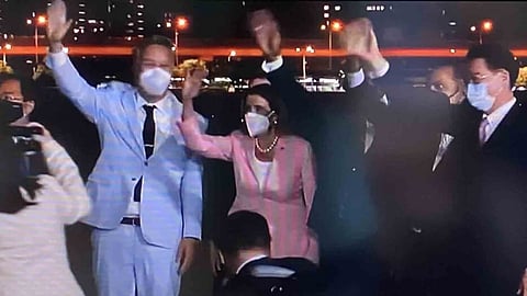 نانسي بيلوسي تصل تايوان