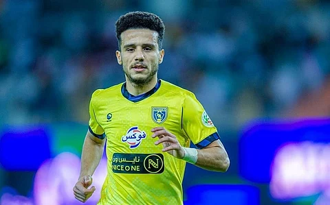 رئيس التعاون يكشف جديد أزمة مصطفى فتحي وحقيقة عرض الأهلي المصري لضمه