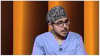 استشاري الجراحة الجلدية والليزر د. عمرو عبدالجبار