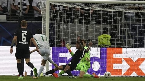 سبورتنج لشبونة وآينتراخت فرانكفورت