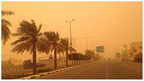 رياح وأتربة